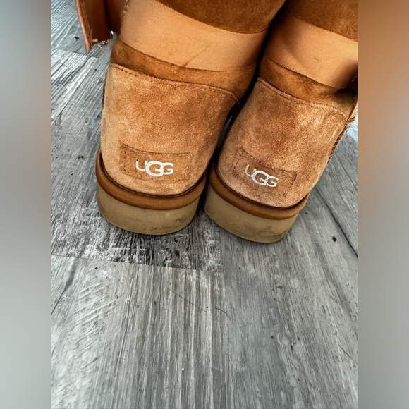 Pretty Good Condition , Ugg Belted Boote - Picture 10 of 10
